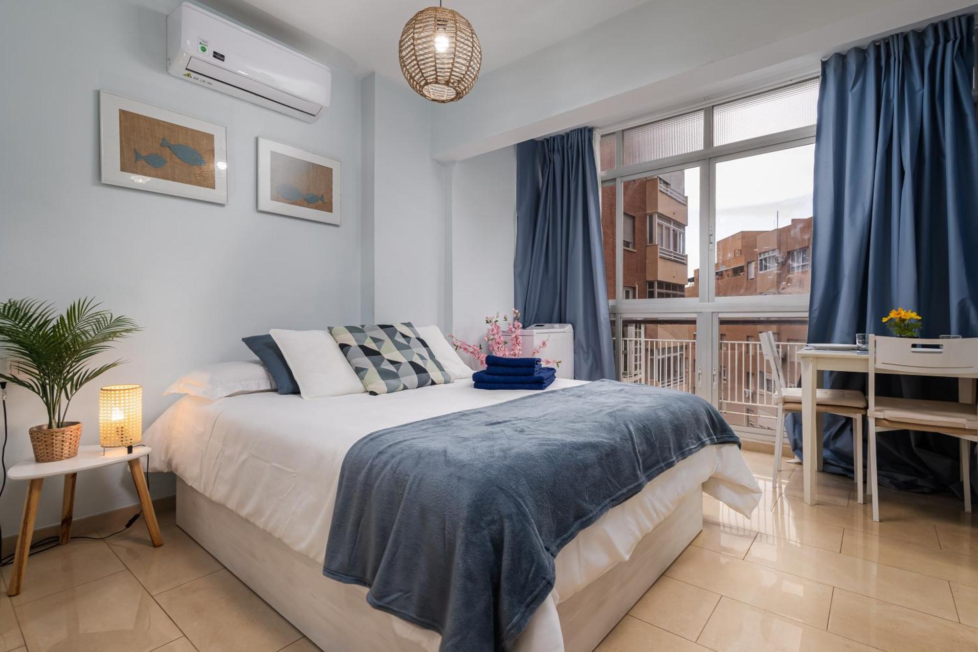 Beach House Apartment, Playa Malagueta Malaga Zewnętrze zdjęcie