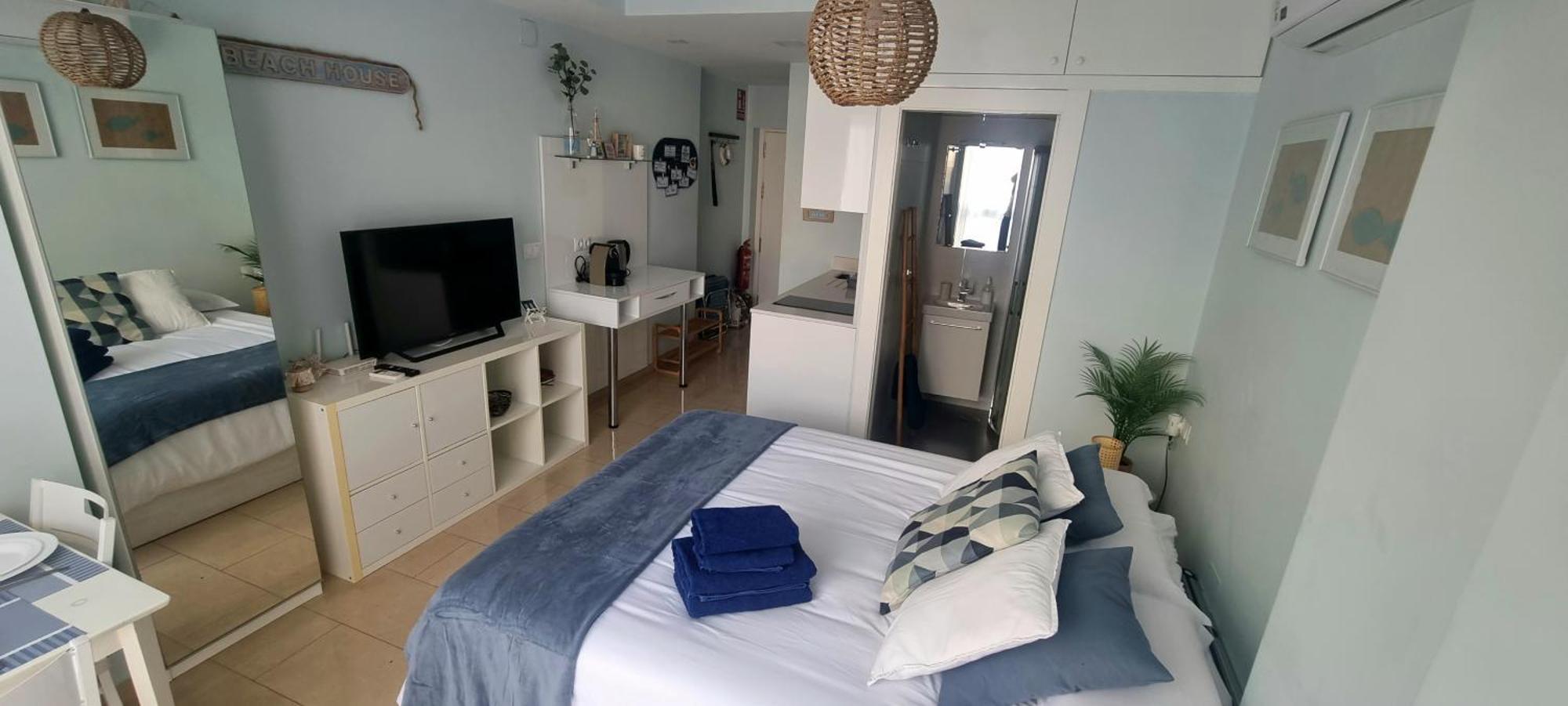 Beach House Apartment, Playa Malagueta Malaga Zewnętrze zdjęcie
